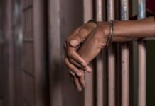 Court remands a 32-year-old driver for robbing a Police officer
