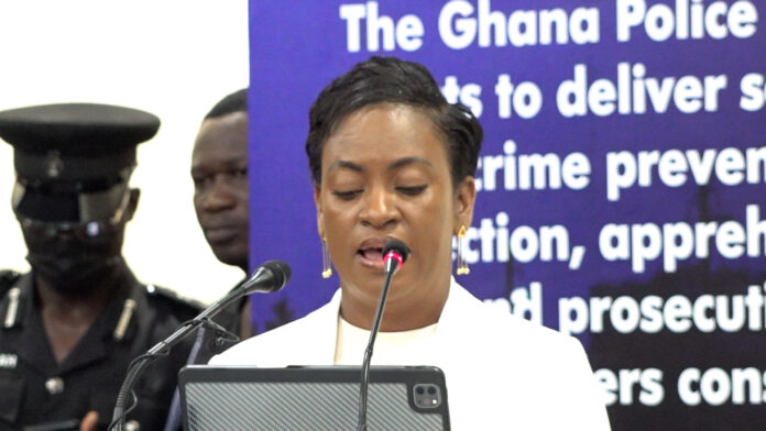 00272.MTS.00_05_50_18.Still001