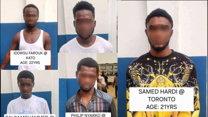 00123.00_01_25_08596.Still089