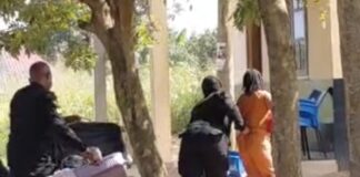 Police Arrest Female Drug Dealer at Checkpoint with Large Quantity of Suspected Narcotics